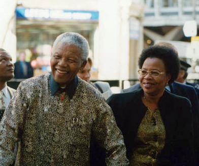 Graca Mandela et Nelson Mandela (Afrique du Sud)