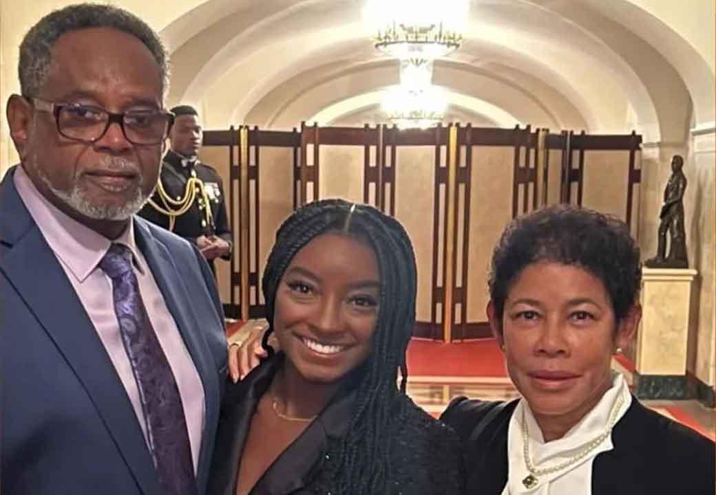 Simone Biles, son grand-père et la femme de son grand-père